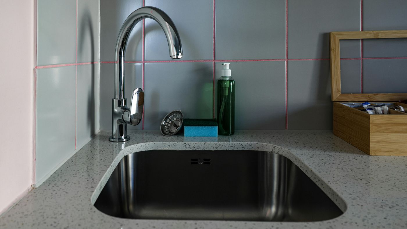 kitchens kitchen sink