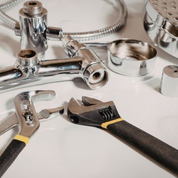 plumbing fixtures